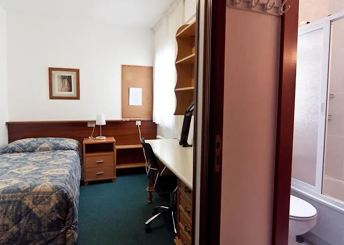 Pr La Paz Hostal Santiago de Compostela